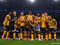 贝博体育-布鲁克林篮网训练开放日；转会期调整名单引欢呼；欧冠在即；赛程密集仍需轮换的简单介绍